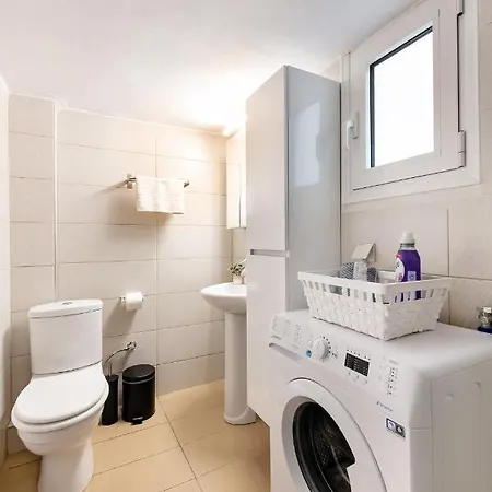 Porto Sea View - Mitropoleos 127